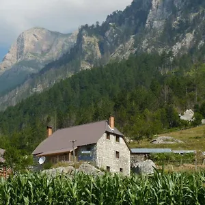 Gasthuis Kukaj, Valbone