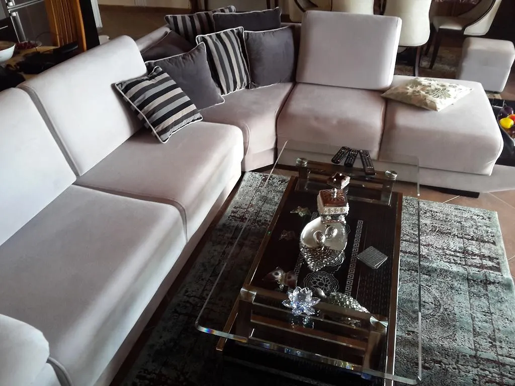 Apartment Rina Саранда